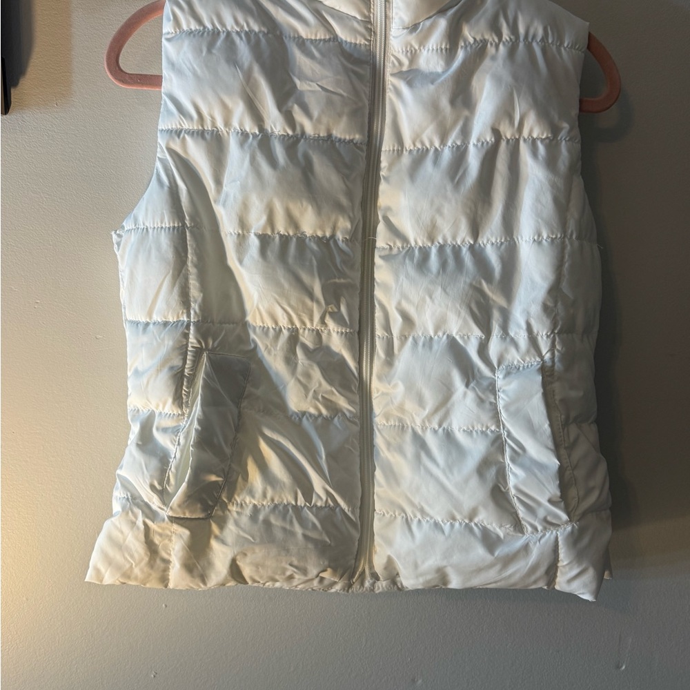 Elegant White Quilted Vest for Women